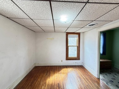 Looking for a versatile Ortonville home that blends comfort - photo 29