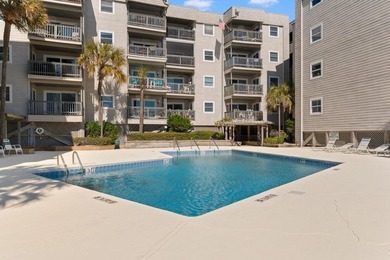 If you've been dreaming about a top-floor place at the beach - photo 32