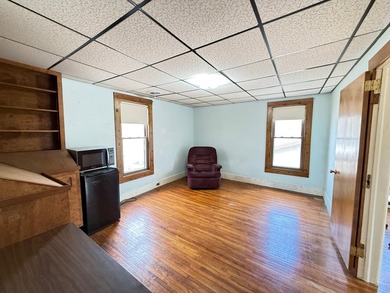Looking for a versatile Ortonville home that blends comfort - photo 34