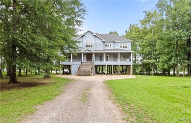 Black Warrior River Home For Sale in Akron Alabama