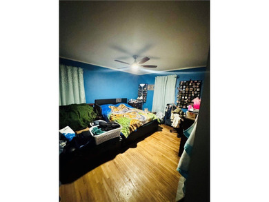Great investment opportunity! This 3-bedroom, 1.5-bath home is - photo 10