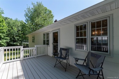 Welcome to this beautifully maintained four-bedroom home nestled - photo 13
