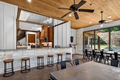 Just 90 minutes from Dallas, this 21-acre waterfront estate on - photo 14