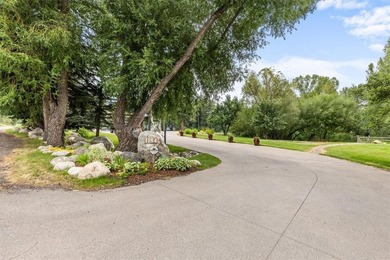 Some homes offer luxury. Very few offer an experience that can - photo 2
