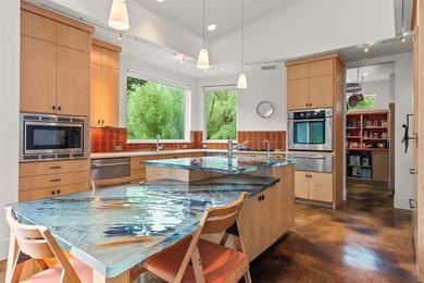 Some homes offer luxury. Very few offer an experience that can - photo 7