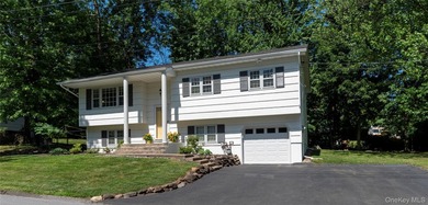 Welcome to this beautifully maintained four-bedroom home nestled - photo 34