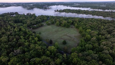 Just 90 minutes from Dallas, this 21-acre waterfront estate on - photo 36