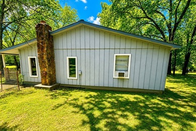 Additional listing photo 2