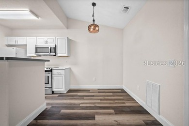 Set within the GATED COMMUNITY of Plantation Point, Unit 1601 - photo 13