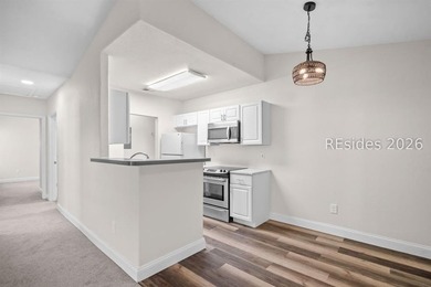 Set within the GATED COMMUNITY of Plantation Point, Unit 1601 - photo 14
