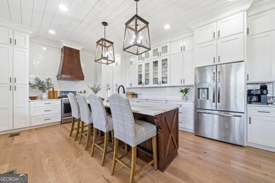 JAW DROPPING FARMHOUSE HOME ON LAKE SINCLAIR!! This one is - photo 18
