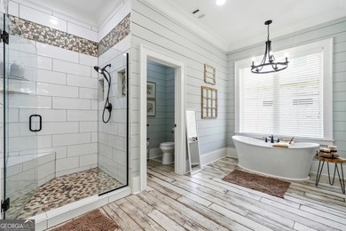 JAW DROPPING FARMHOUSE HOME ON LAKE SINCLAIR!! This one is - photo 32