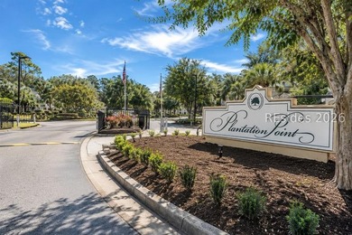 Set within the GATED COMMUNITY of Plantation Point, Unit 1601 - photo 37