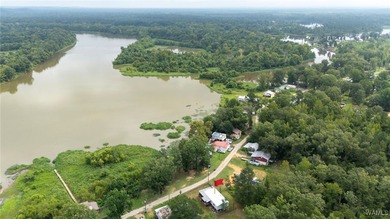 Black Warrior River Home For Sale in Akron Alabama