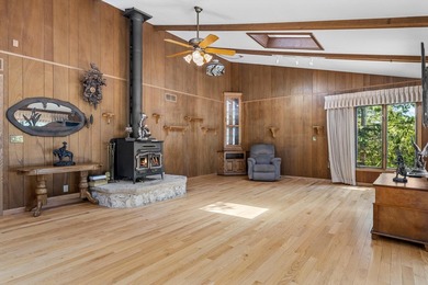 Unique property tucked away on a private wooded lot in a quiet - photo 8