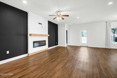 Welcome to this beautiful 4-bedroom, 2-bath home in the - photo 11
