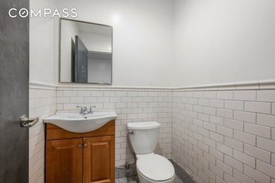 Imagine owning a Manhattan townhouse where you can wake up in a - photo 14