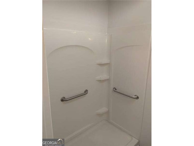 Don't miss this opportunity!! More than 1-acre lot. Fresh paint - photo 16