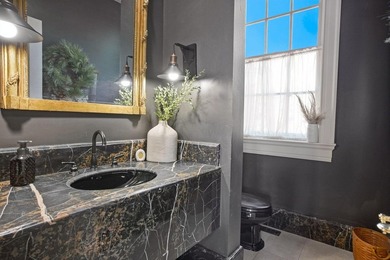 A truly extraordinary estate offering unmatched privacy, luxury - photo 17