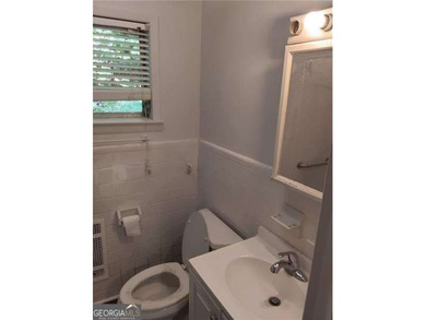 Don't miss this opportunity!! More than 1-acre lot. Fresh paint - photo 17
