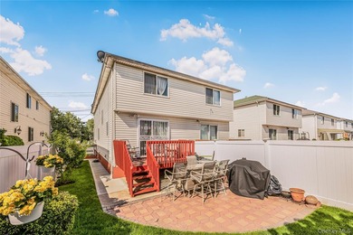 Beautiful well-maintained semi-detached single-family on a tree - photo 17