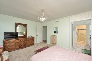 END UNIT... SINGLE STORY... 3 Bedroom, 2 bath home in the - photo 18