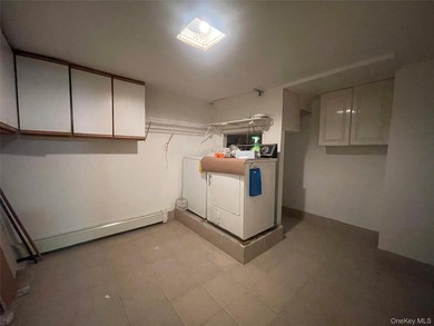 Lovely, sunny, two-family house. Close to supermarket, school - photo 21