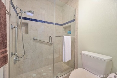 END UNIT... SINGLE STORY... 3 Bedroom, 2 bath home in the - photo 21