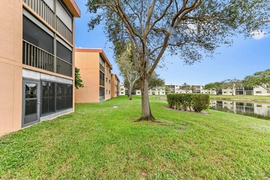 Welcome to 15074 Witney Rd, Delray Beach, FL, a first floor - photo 25
