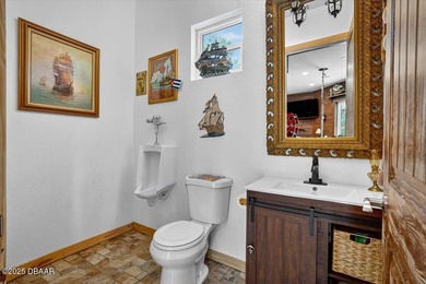 Tucked away on over 3 acres of secluded paradise in the center - photo 27