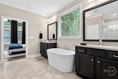 Welcome to the courtyard at Rowan Oak, a luxury gated community - photo 28