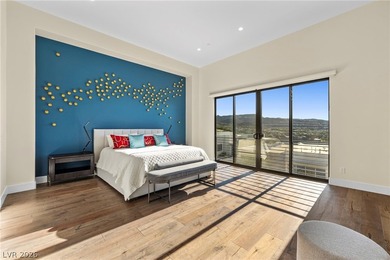 Experience elevated Las Vegas luxury living in the prestigious - photo 31
