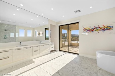 Experience elevated Las Vegas luxury living in the prestigious - photo 34