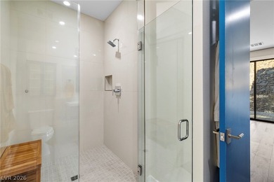 Experience elevated Las Vegas luxury living in the prestigious - photo 39