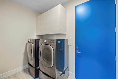 Experience elevated Las Vegas luxury living in the prestigious - photo 42