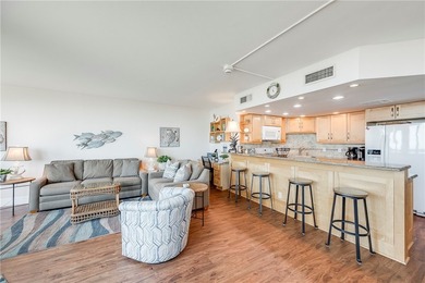 Welcome to The Sandpiper, where beachfront luxury meets - photo 8