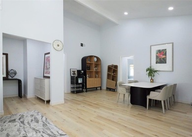 Nestled on a quiet street at the heart of the Palos Verdes - photo 11