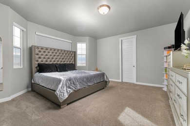 Rare 7-Bedroom Gem: The Perfect Blend of Space, Style, and - photo 20