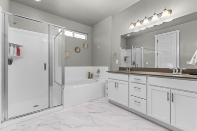 Rare 7-Bedroom Gem: The Perfect Blend of Space, Style, and - photo 23