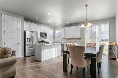 Rare 7-Bedroom Gem: The Perfect Blend of Space, Style, and - photo 27