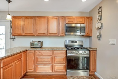 Amityville South. Raised after Sandy! All Renovated 3Bedroom, 2 - photo 10