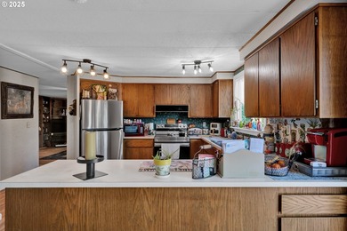 Motivated seller! A rare opportunity to secure coastal living - photo 10