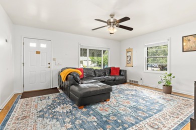 Wow! Check out this amazing opportunity to own a fully rented - photo 3