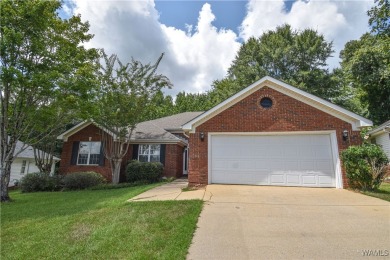Lake Home For Sale in Tuscaloosa, Alabama