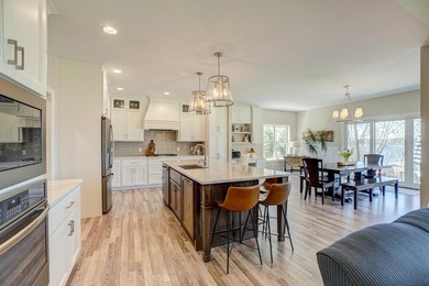 Exceptional 6BR/4BA/3Car Waterfront Custom Built 2018 on Tainter - photo 8