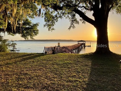 Truly phenomenal, unique, gated, deep-water homesite on Hilton - photo 20