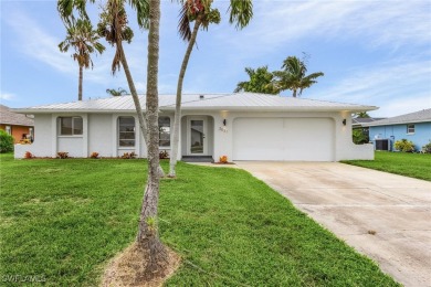 Caloosahatchee River Home For Sale in Cape Coral Florida