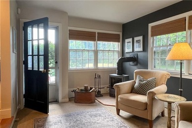 Welcome to the desirable Slate Hill Farm neighborhood. This - photo 17