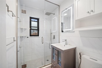 Rare and renovated, an opportunity to purchase this full - photo 21