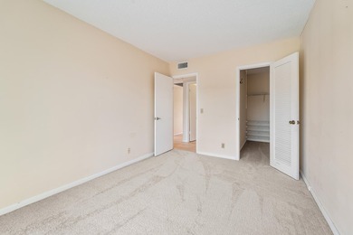 Lovely 2 bd, 1.5 bth condo in famous Boca Raton, FL. NEW a/c - photo 26